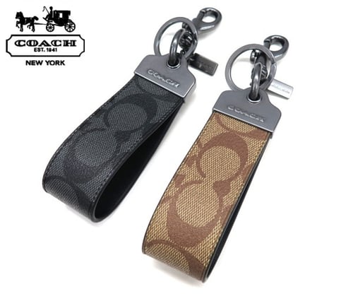 ميدالية coach رجالي