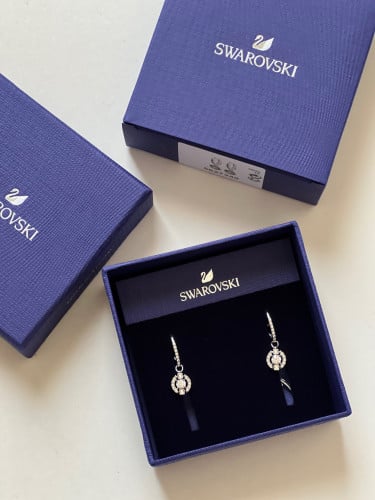 حلق سوارفسكي فضي