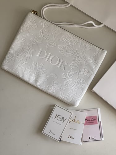 باوتش dior velvet