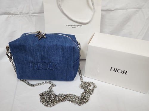 شنطة dior