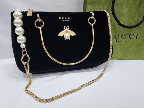 شنطة gucci beauty