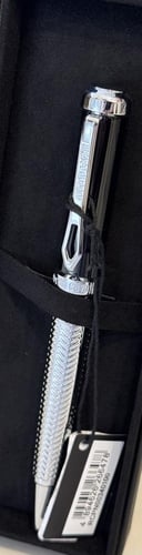 قلم roberto cavalli