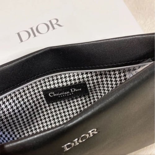 باوتش dior صغير جلد