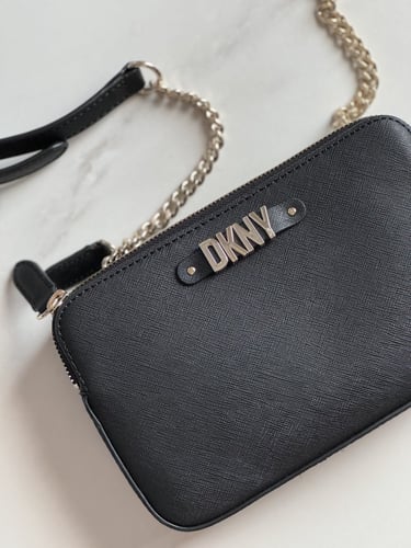 شنطة dkny