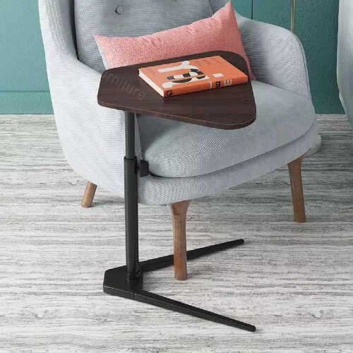 طاولة خشبية مميزة