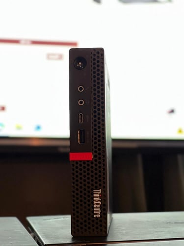 Lenovo M920q Tiny الجيل الثامن + شاشه