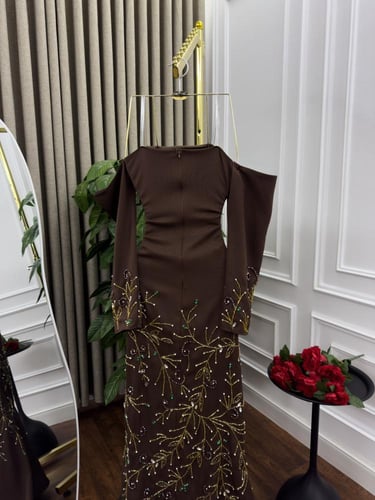 فستان سهره مطرز بني