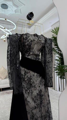 فستان اسود سهرة مطرز