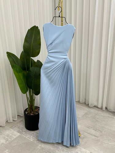 فستان ناعم سماوي