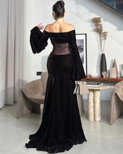 فستان الشتاء مخمل