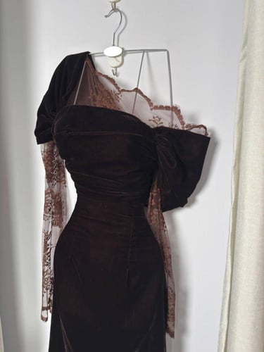 فستان الشتاء موكا