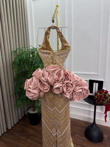 فستان مطرز سهره