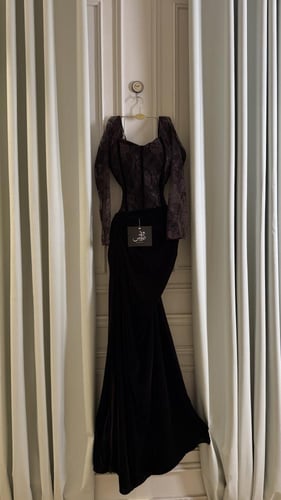 فستان مخمل موكا