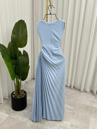 فستان ناعم سماوي