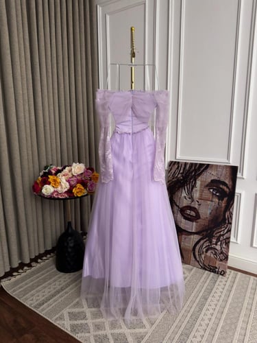 فستان عقد قران