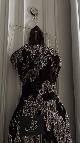 فستان ماسك مطرز