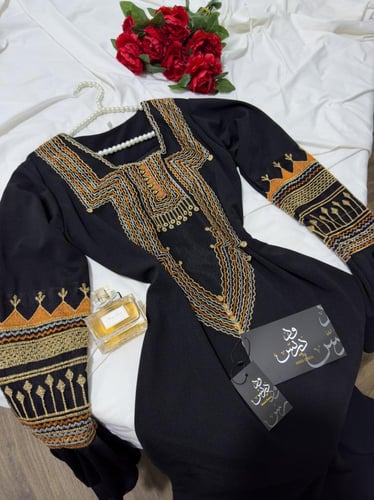 فستان التاسيس