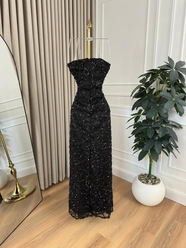 فستان اسود لزواج