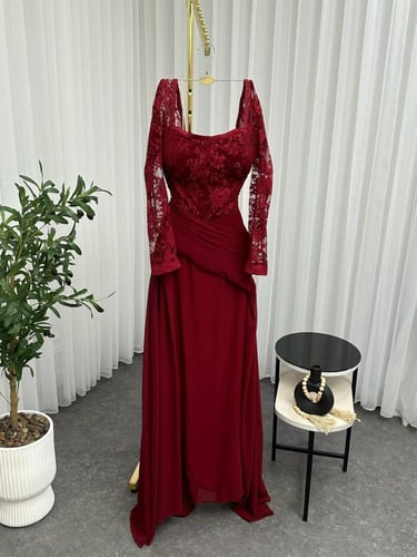 فستان ناعم عنابي غامق