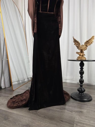 فستان الشتاء موكا