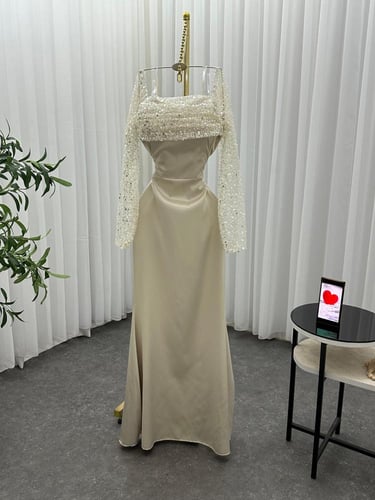 فستان بيج مطرز