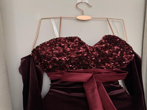 فستان برغندي مخمل