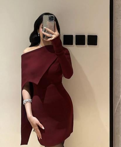 فستان برغندي ناعم