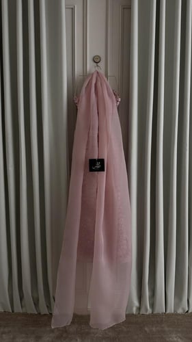 فستان بينك مطرز حفلات