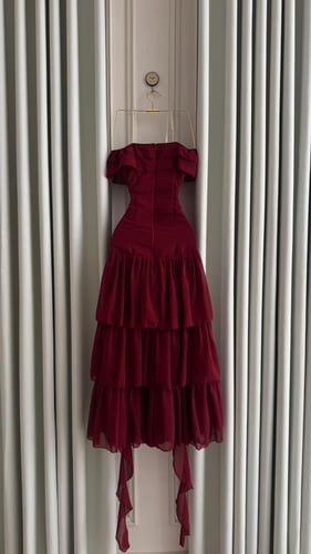 فستان خمري ناعم