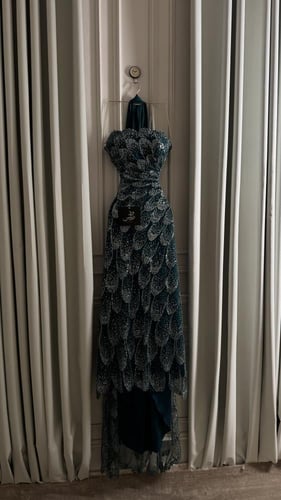 فستان ماسك مطرز فخم