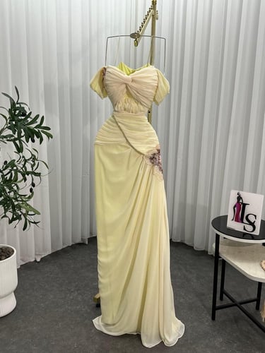 فستان اصفر شيفون