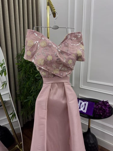 فستان فخم بينك