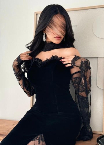 فستان اسود سهره