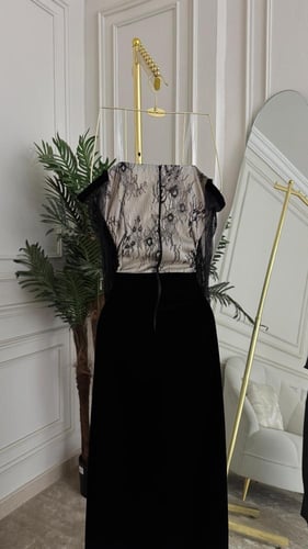 فستان الشتاء مخمل