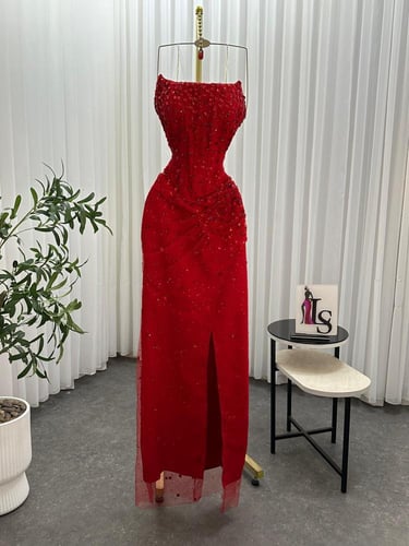 فستان احمر زواج