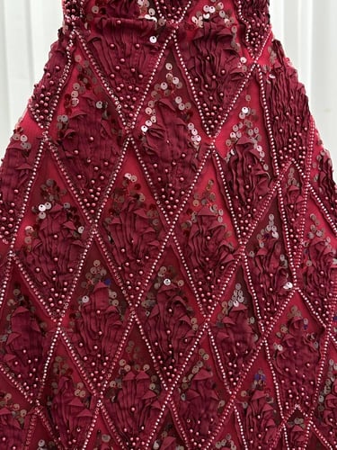 فستان برغندي ماسك مطرز