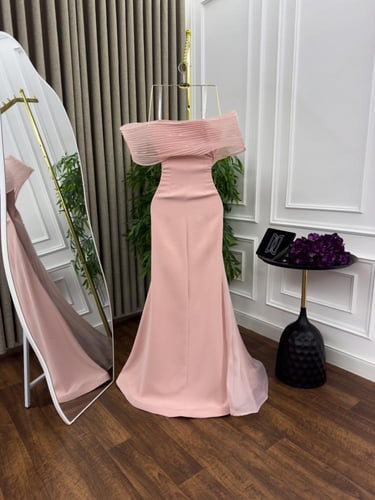 فستان زواج فخم