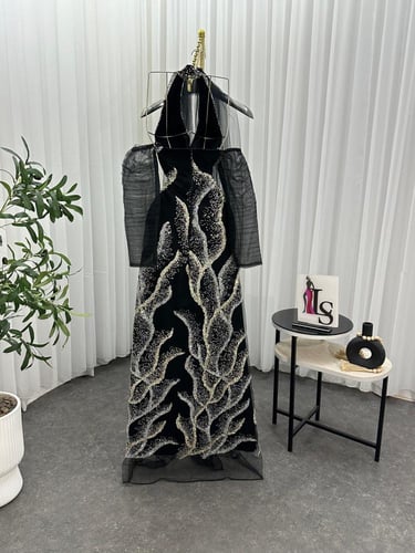 فستان اسود حفلات