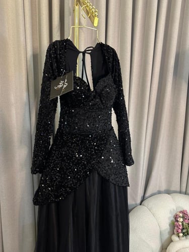 فستان اسود سهره ترتر