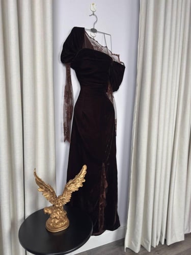 فستان الشتاء موكا