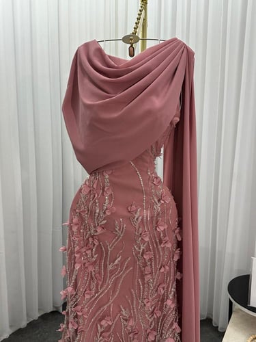 فستان بينك ماسك