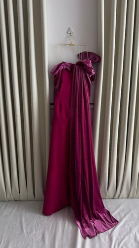 فستان مخمل فوشي