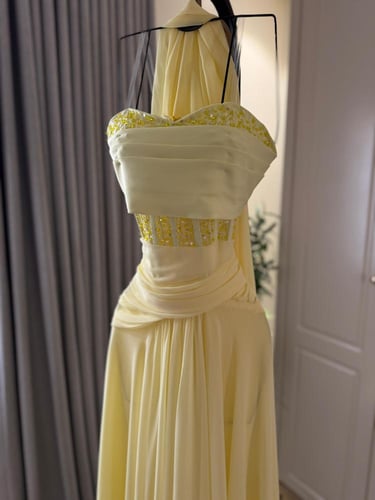 فستان شيفون اصفر