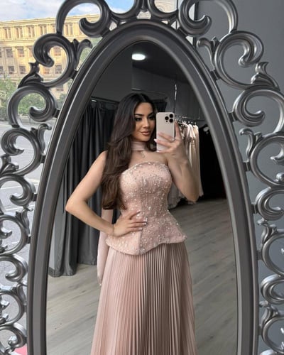 فستان زواج نودي