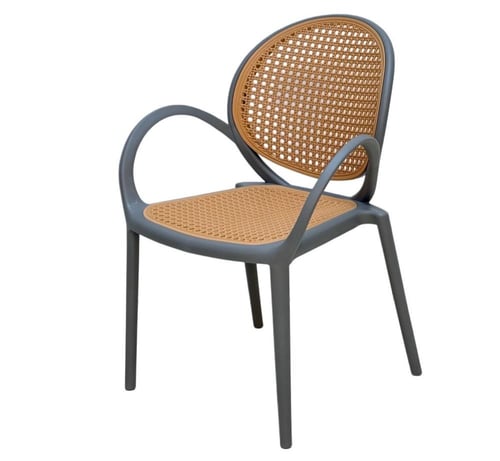 كرسي فايبر بمقعد وظهر شبك بعدة ألوان.