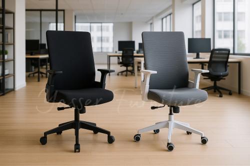 كرسي مكتب بجوانب نصف لمظهر عصري بعدة ألوان.