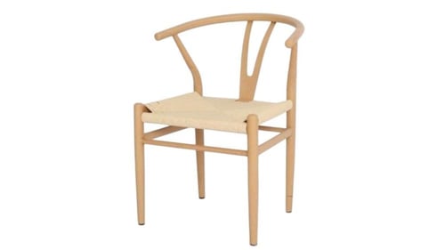 كرسي حديد بمقعد بوهيمي بعدة ألوان.