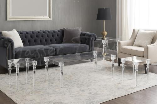 طقم طاولات أكريليك سطح زجاج بموديل مستطيل.