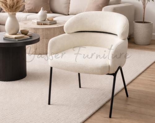 كرسي فخم بتصميم عملي ولمسة راقيه بعدة ألوان.