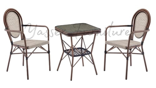 كرسين + طاوله زجاج بعدة ألوان.